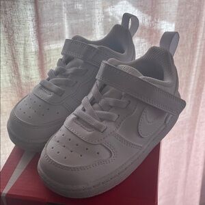 Nike court toddler sneakers